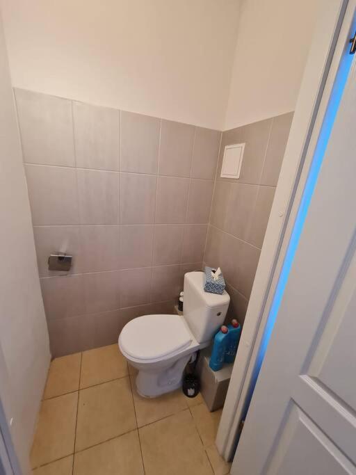 Fantastic Waw - Nw30 Room C Варшава Екстериор снимка